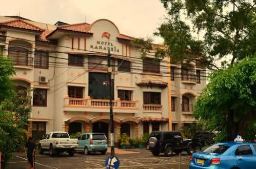 Mahadria Hotel Серанг Экстерьер фото